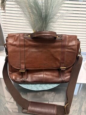Samsonite Brown Leather Briefcase Laptop Bag Messenger Flap Business Portfolio